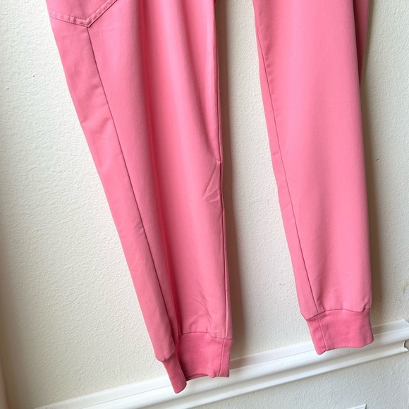FIGS Neon Pink Casma Top and Zamora Jogger Scrubs XL/XXLT - Picture 10 of 16